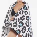Quick Dry Beach Towel - Image 3