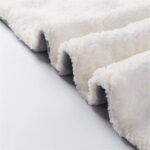 Comfortable Sherpa Fleece Thermal Blanket - Image 3
